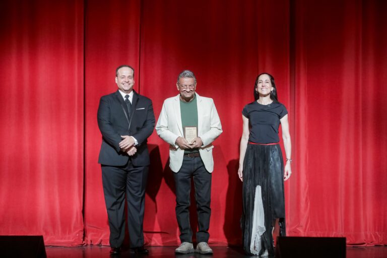 1cdea0f7-e5f3-406c-93e8-f8dd938c879f