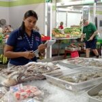 7 - Verificación de precios a la vista de productos del mar