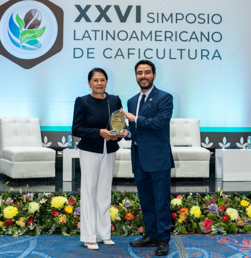 Dra. Aracelly Vega (1)