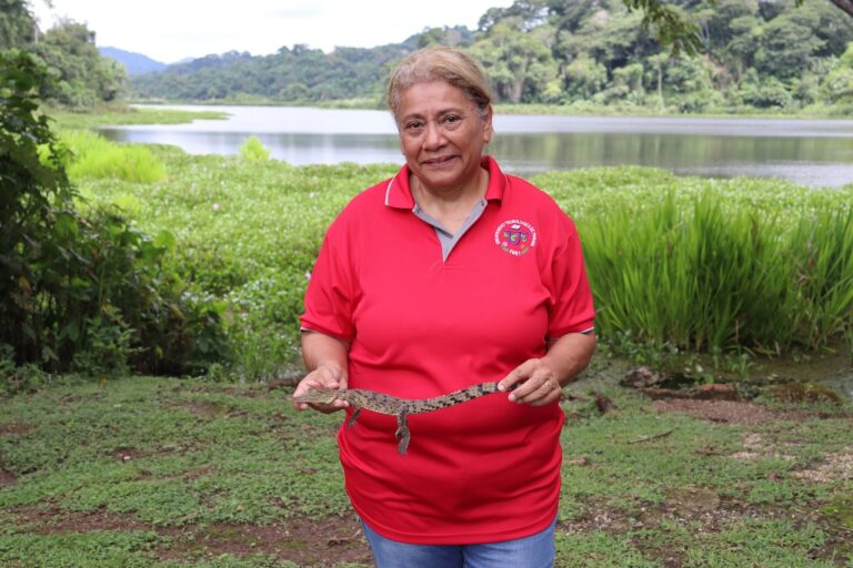 La Dra. Miryam Venegas-Anaya, mejor conocida como la Doctora Cocodrilo, lideroě esta importante investigacioěn