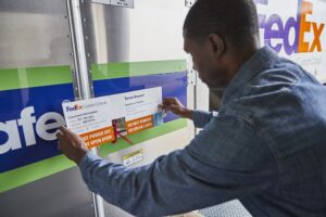 FedEx recibe certificación en logística farmacéutica 3
