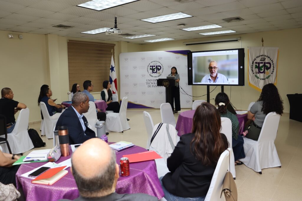 Conferencia virtual por el co-investigador internacional, Dr. Vanderley John (1)