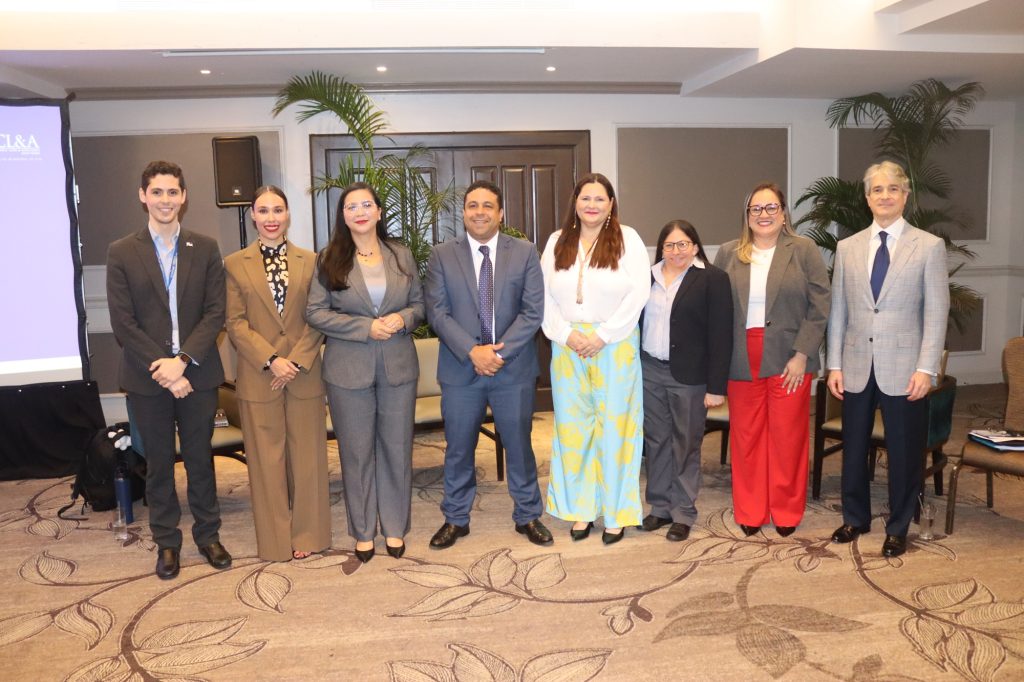 Panel Sustancia Económica en Panamá Clave para entender la Ley 526 de 2026